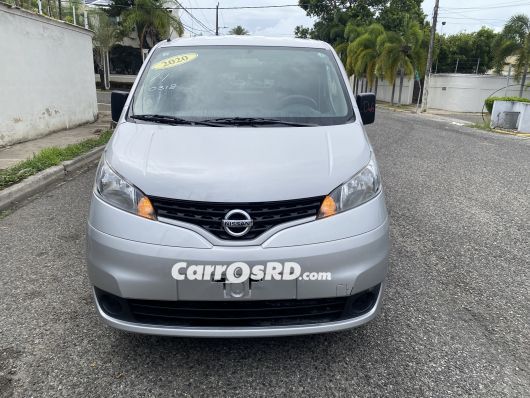 Nissan NV Minivan en venta