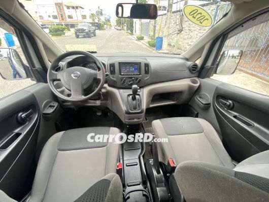 Nissan NV Minivan en venta