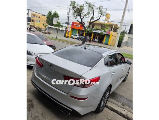 Kia K5 Carros en venta