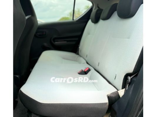 Toyota Aqua Carros en venta