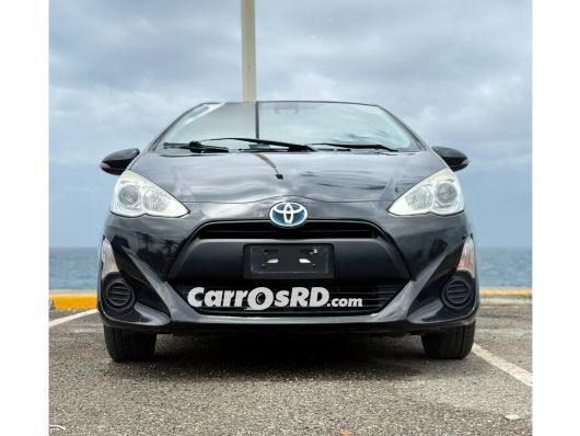Toyota Aqua Carros en venta