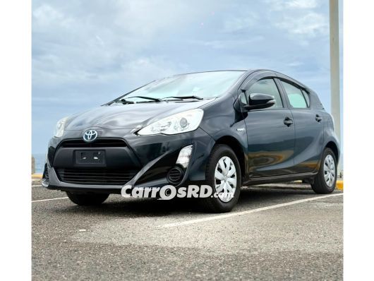 Toyota Aqua Carros en venta