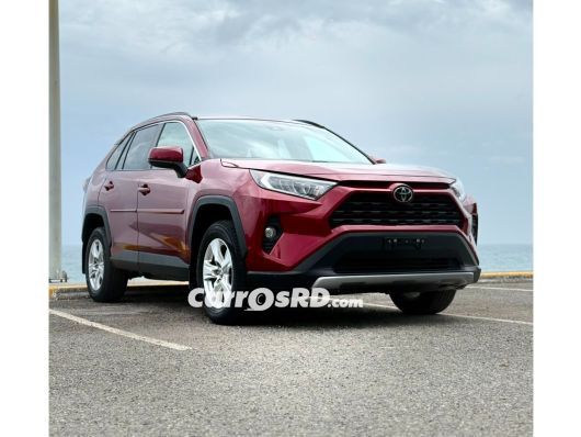 Toyota RAV4 Carros en venta