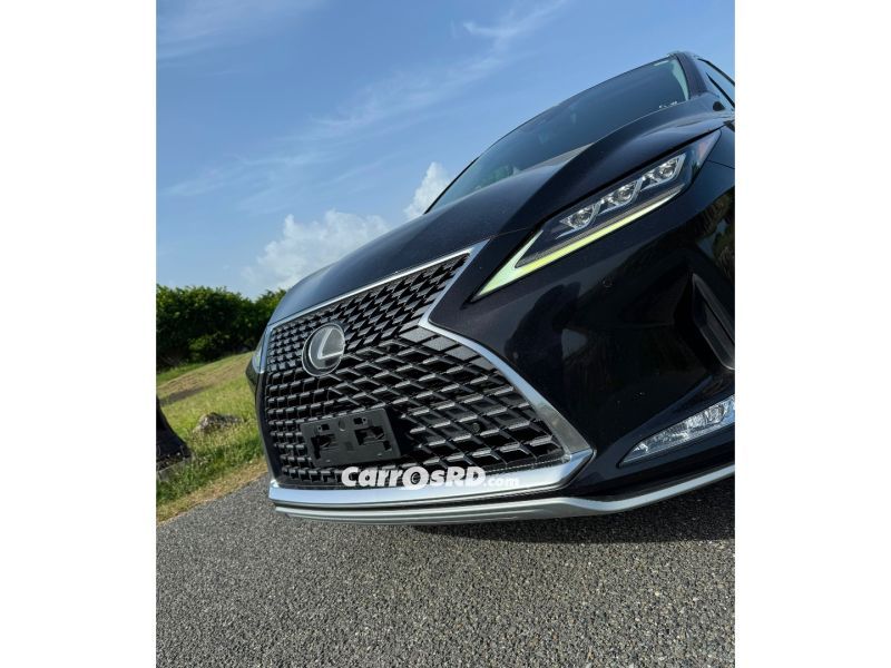 Lexus