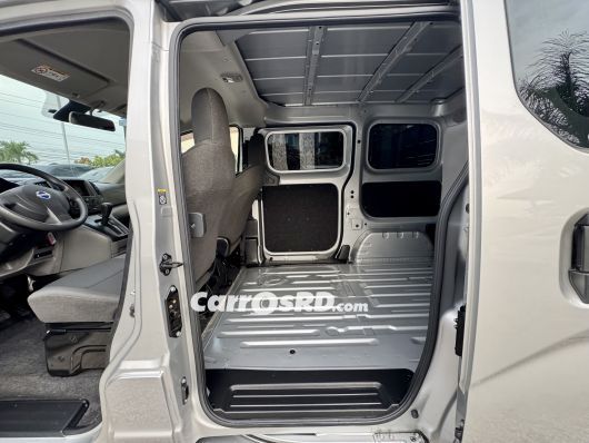 Nissan NV Furgoneta en venta
