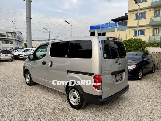 Nissan NV Furgoneta en venta