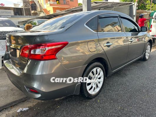 Nissan Sentra Carros en venta