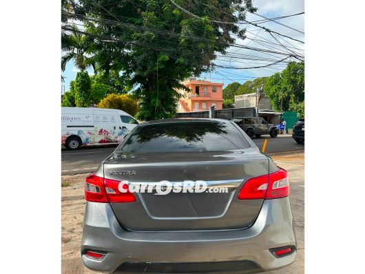 Nissan Sentra Carros en venta