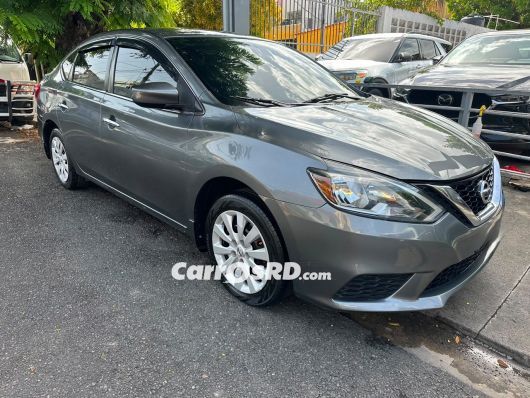 Nissan Sentra Carros en venta