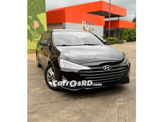 Hyundai Elantra Carros en venta