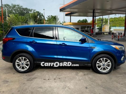 Ford Escape Jeepeta en venta