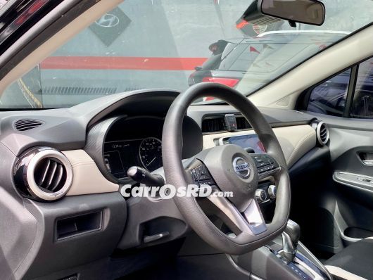 Nissan Versa Carros en venta