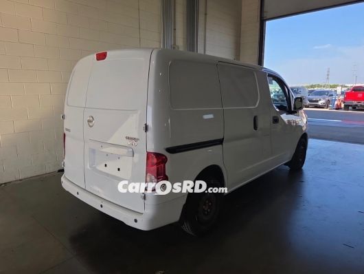 Nissan NV Minivan en venta