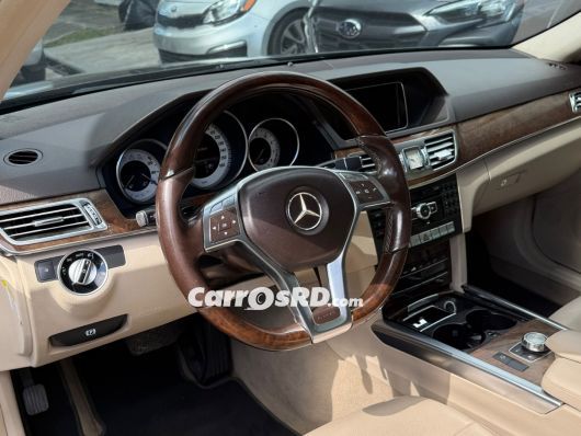 Mercedes-Benz Clase E Carros en venta