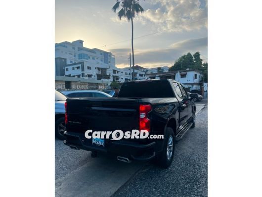 Chevrolet Silverado Camioneta en venta