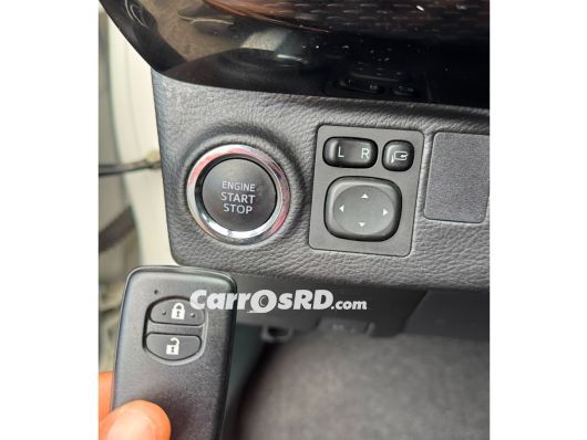 Toyota Vitz Hatchback en venta