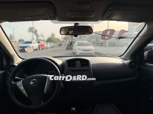 Nissan Versa Carros en venta
