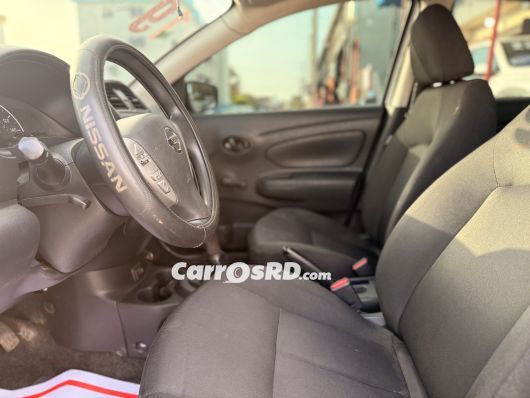 Nissan Versa Carros en venta