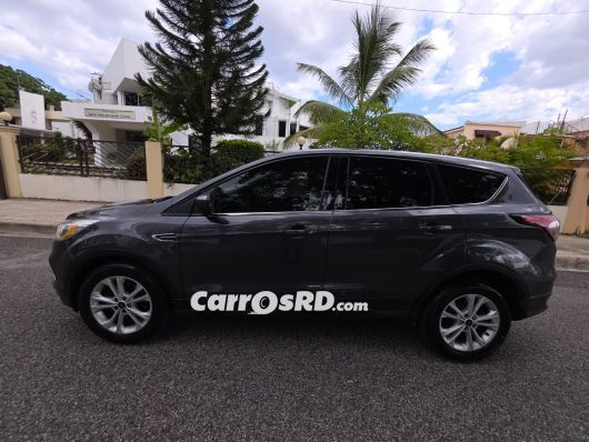 Ford Escape Jeepeta en venta