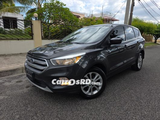 Ford Escape Jeepeta en venta