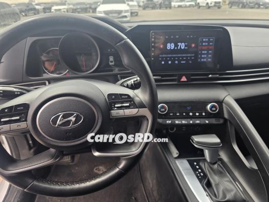 Hyundai Avante Carros en venta