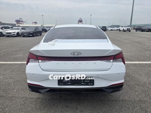 Hyundai Avante Carros en venta