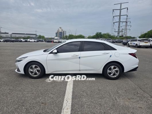 Hyundai Avante Carros en venta