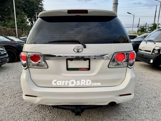 Toyota Fortuner Jeepeta en venta