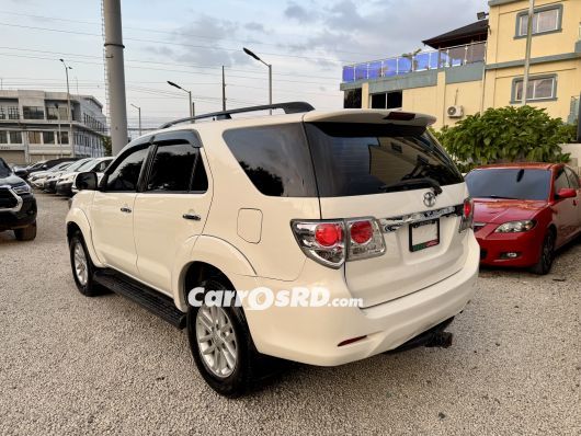 Toyota Fortuner Jeepeta en venta