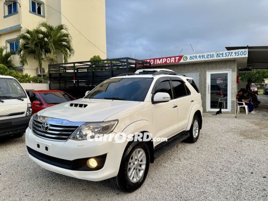 Toyota Fortuner Jeepeta en venta