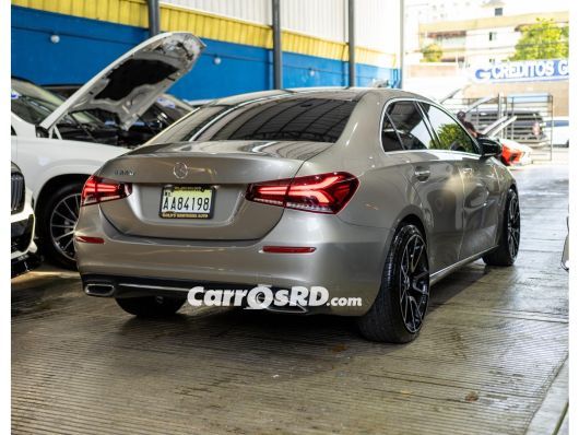 Mercedes-Benz Clase A Carros en venta