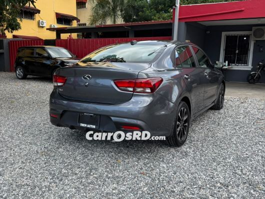 Kia Rio Carros en venta