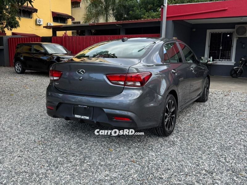 Kia