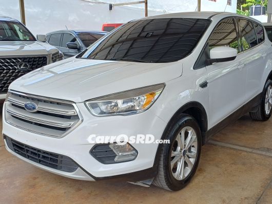 Ford Escape Jeepeta en venta