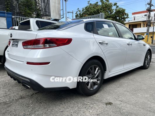 Kia Optima Carros en venta
