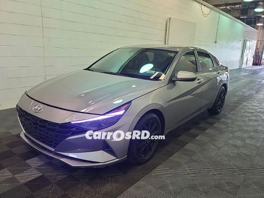 Hyundai Elantra Carros en venta