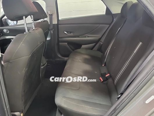 Hyundai Elantra Carros en venta