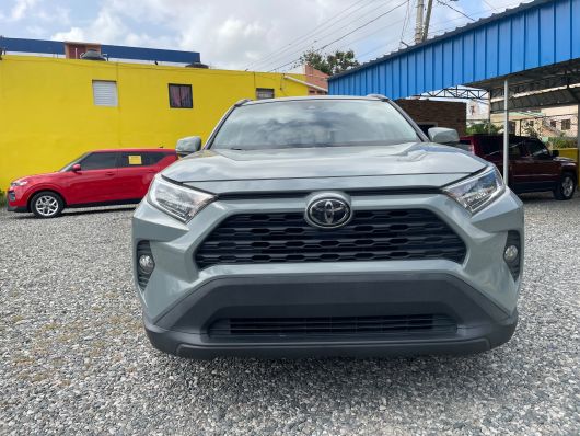 Toyota RAV4 XLE
