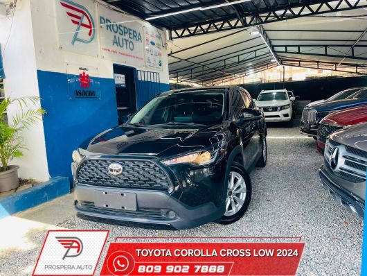 Toyota Corolla Cross Low
