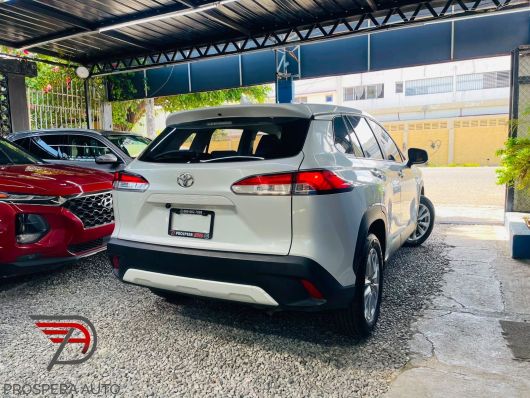 Toyota Corolla Cross Low