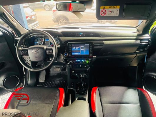 Toyota Hilux Revo
