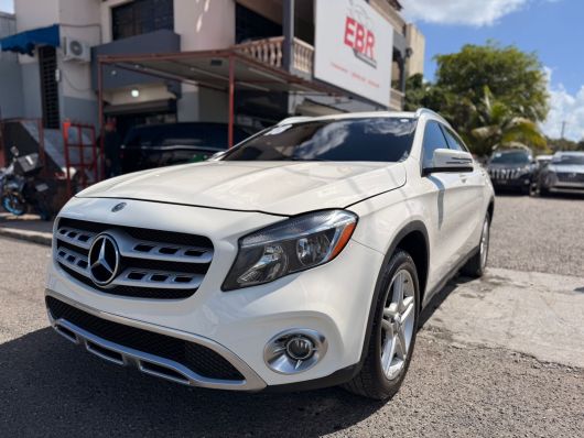 2018 Mercedes-Benz Clase GLA