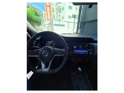 Nissan Kicks SV