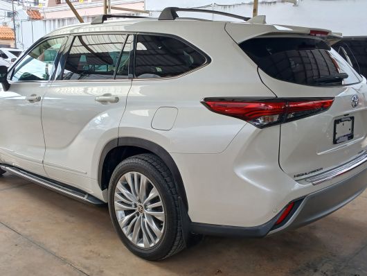 Toyota Highlander Platinum
