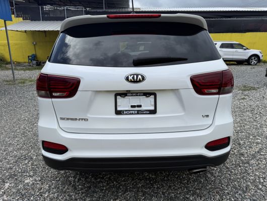 Kia Sorento LX