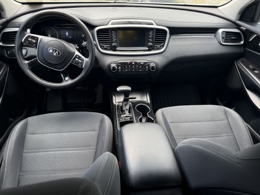 Kia Sorento LX