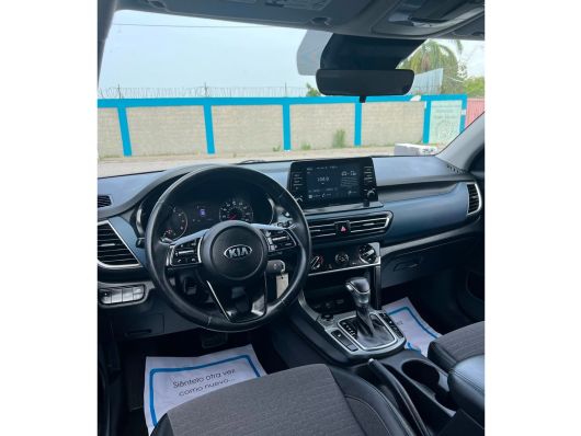 Kia Seltos S