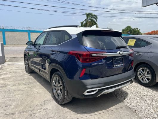 Kia Seltos S