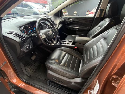 Ford Escape Titanium Ecoboost