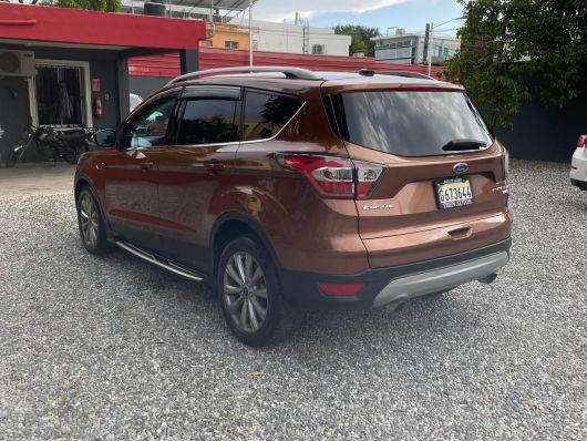 Ford Escape Titanium Ecoboost